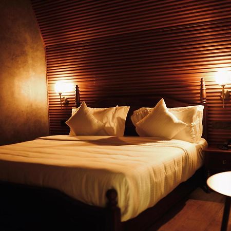 Leela'S 7Th Heaven Resort & Spa Trikunnapuzha ภายนอก รูปภาพ