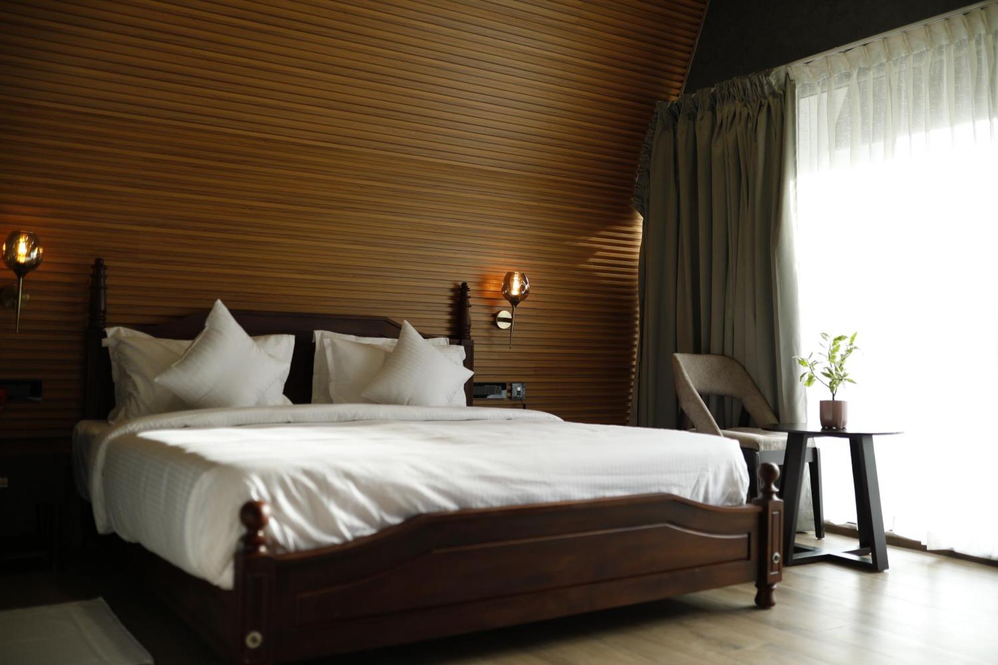 Leela'S 7Th Heaven Resort & Spa Trikunnapuzha ภายนอก รูปภาพ