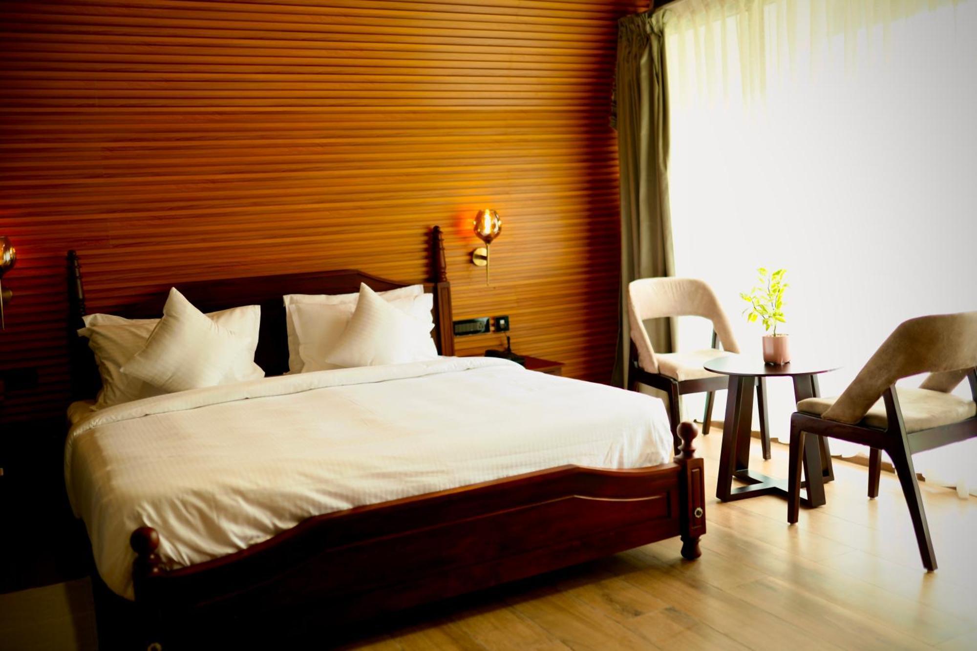 Leela'S 7Th Heaven Resort & Spa Trikunnapuzha ภายนอก รูปภาพ